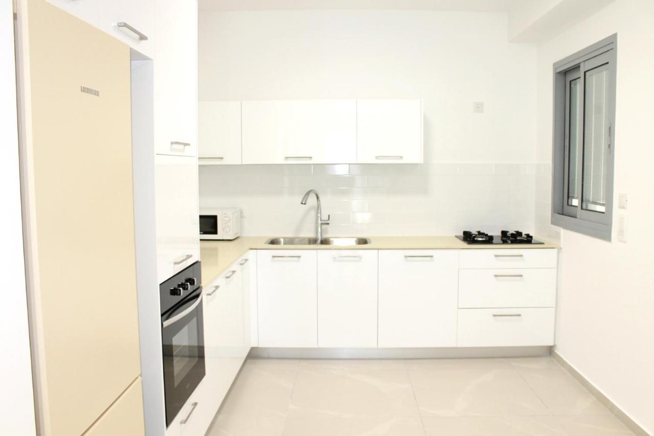 Beach Suite Israel- Private Jacuzzi, Beach View, Gym, Low Fee For Off-Site Indoor Pool & Spa ביץ סוייט ישראל- ג'קוזי פרטי עם נוף ים, אפשרות לבריכה מקורה וספא בתשלום ממש מוזל Askelón Kültér fotó
