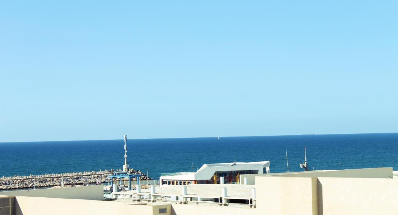 Beach Suite Israel- Private Jacuzzi, Beach View, Gym, Low Fee For Off-Site Indoor Pool & Spa ביץ סוייט ישראל- ג'קוזי פרטי עם נוף ים, אפשרות לבריכה מקורה וספא בתשלום ממש מוזל Askelón Kültér fotó